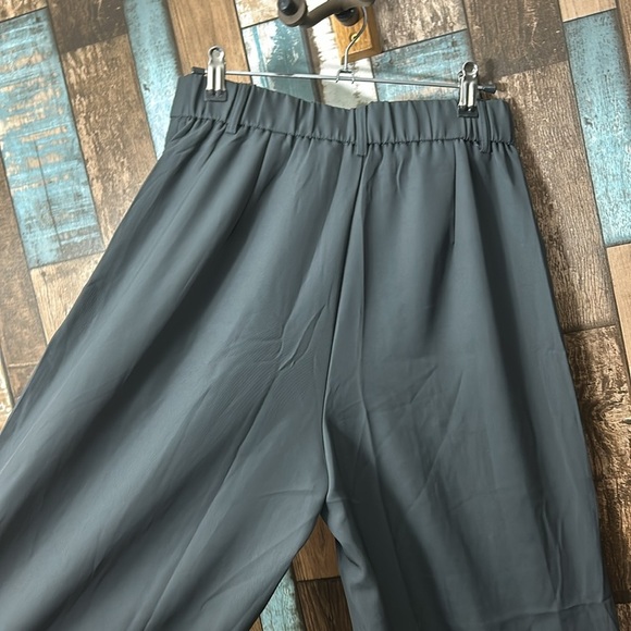 Small gunmetal gray trouser pants - Picture 13 of 14